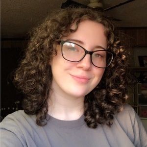 Meet your Posher, Dakota